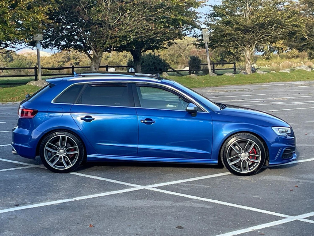 AUDI S3