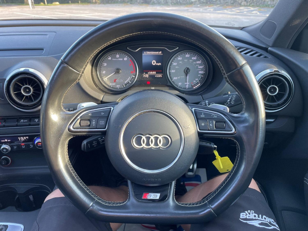 AUDI S3