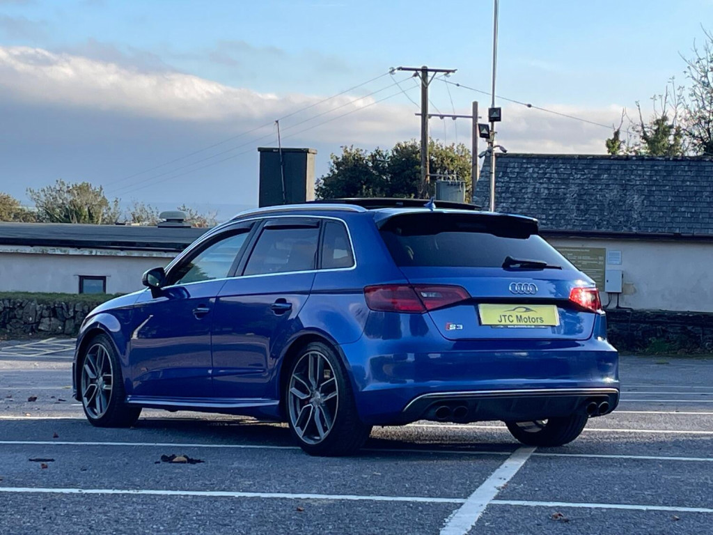AUDI S3
