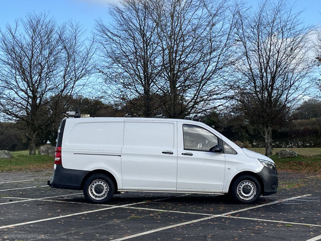 MERCEDES-BENZ VITO