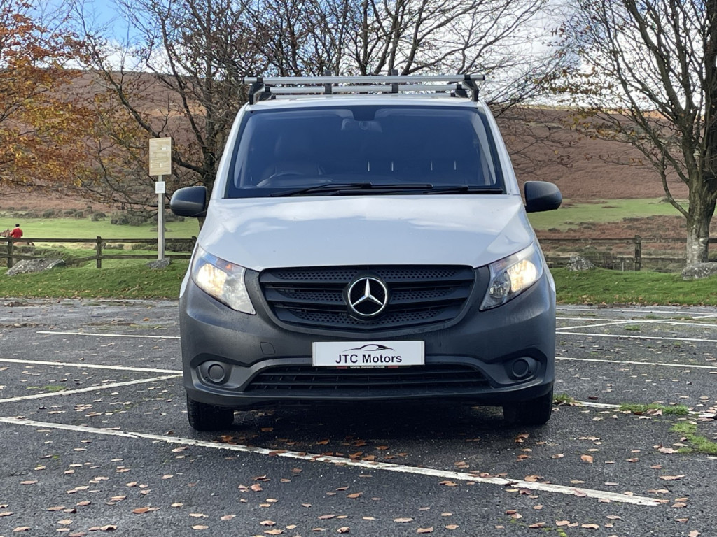 MERCEDES-BENZ VITO