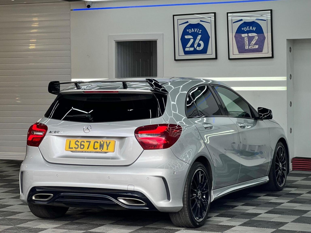 MERCEDES-BENZ A CLASS