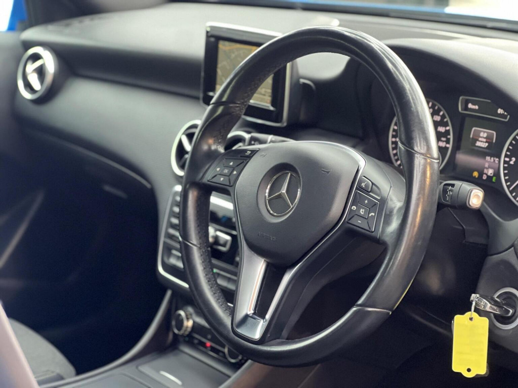 MERCEDES-BENZ A CLASS