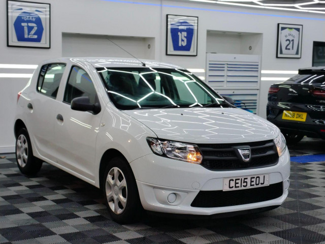 DACIA SANDERO
