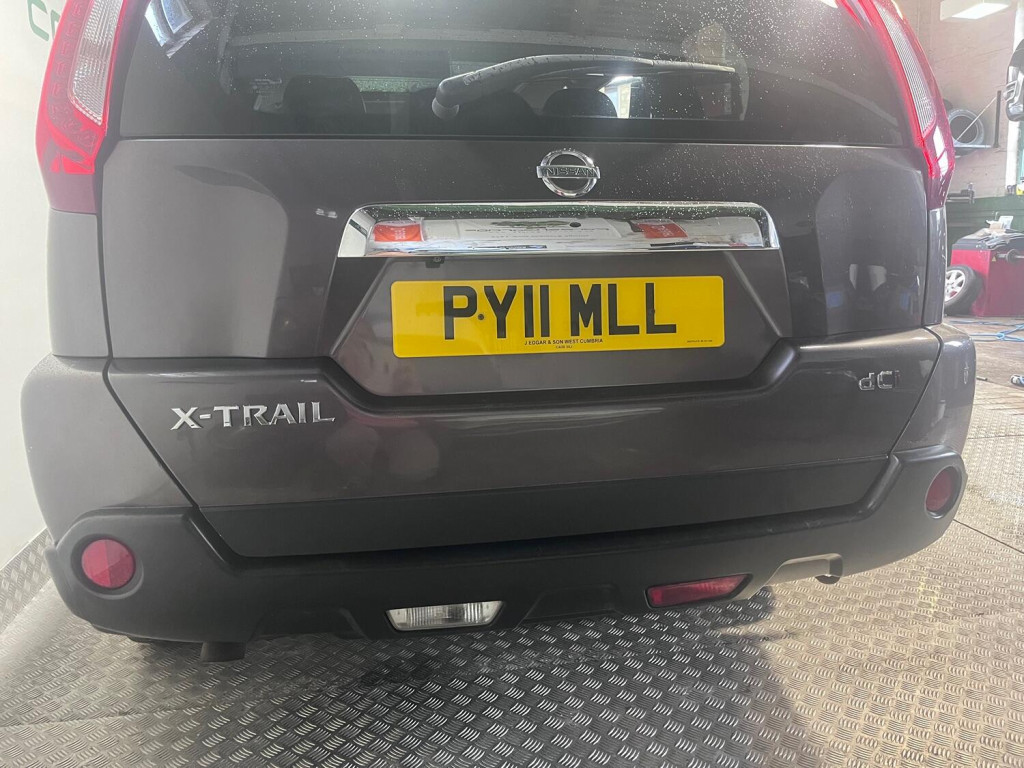 NISSAN X-TRAIL