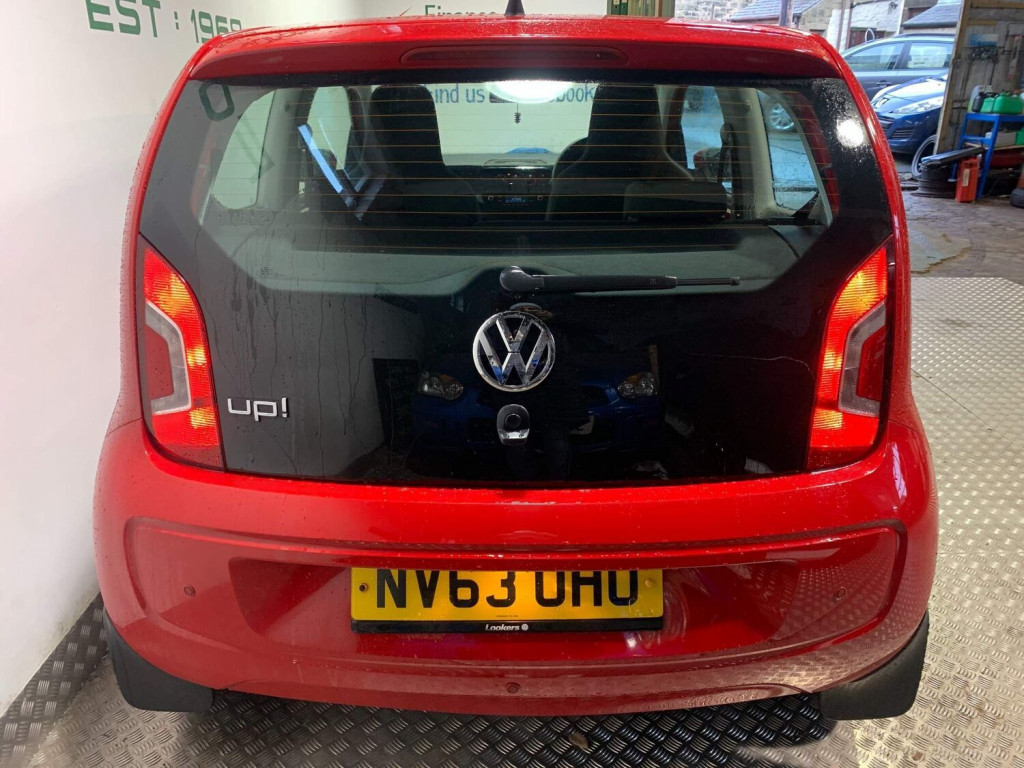 VOLKSWAGEN UP