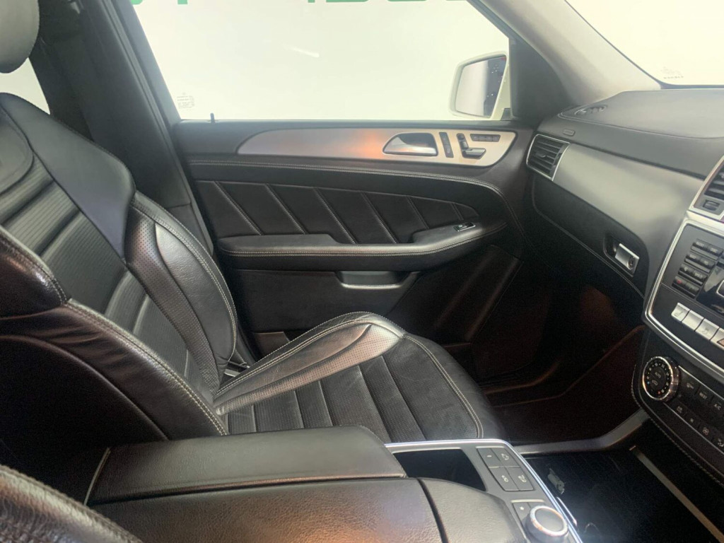 MERCEDES-BENZ M CLASS