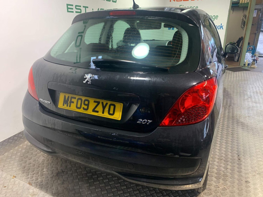 PEUGEOT 207