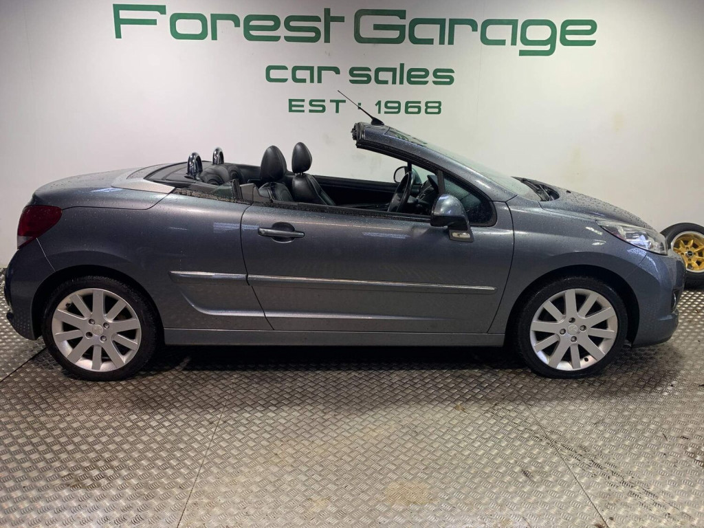 PEUGEOT 207 CC