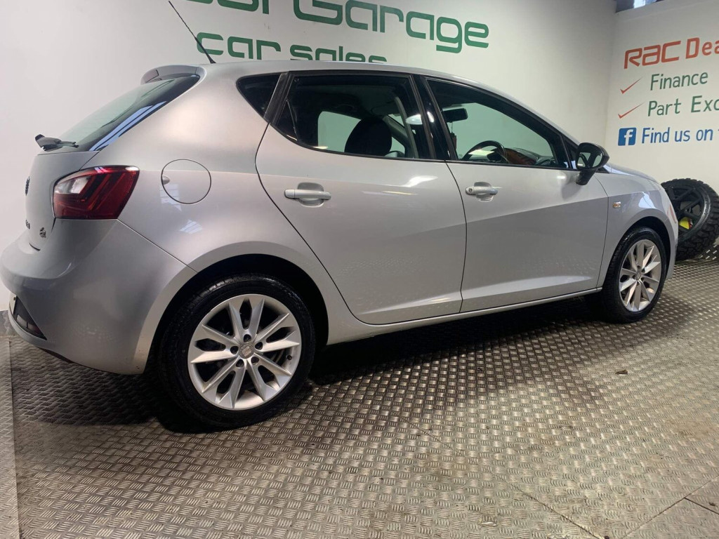 SEAT IBIZA