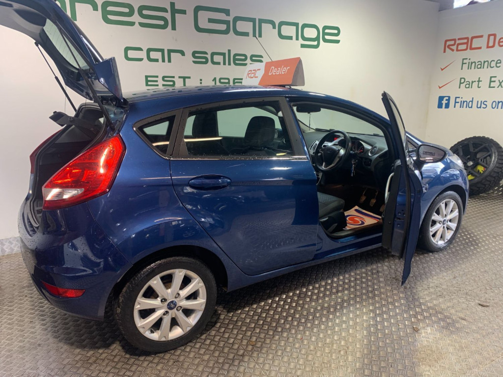 FORD FIESTA