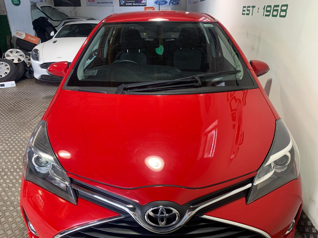 TOYOTA YARIS