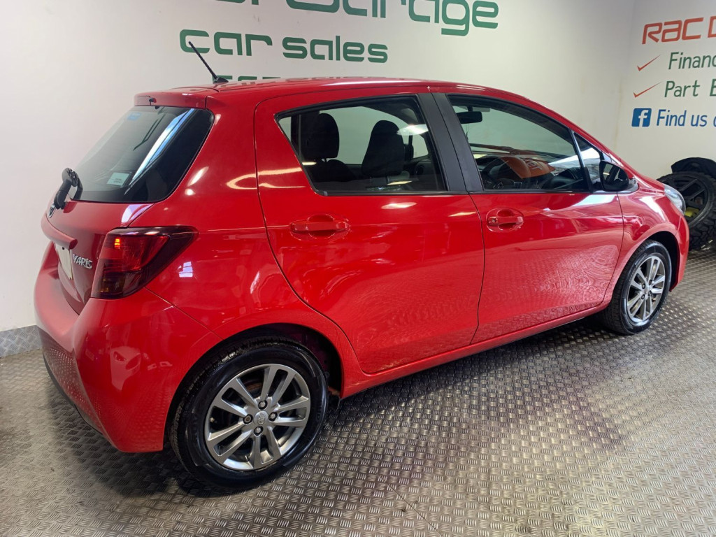 TOYOTA YARIS