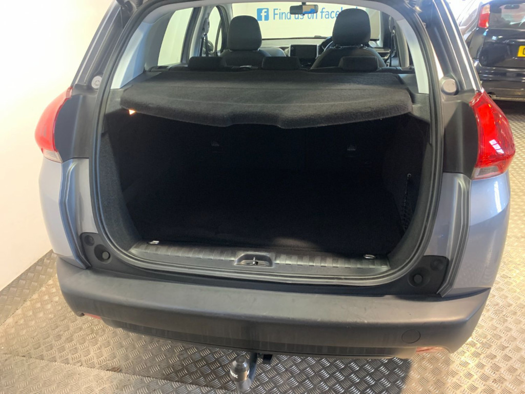 PEUGEOT 2008