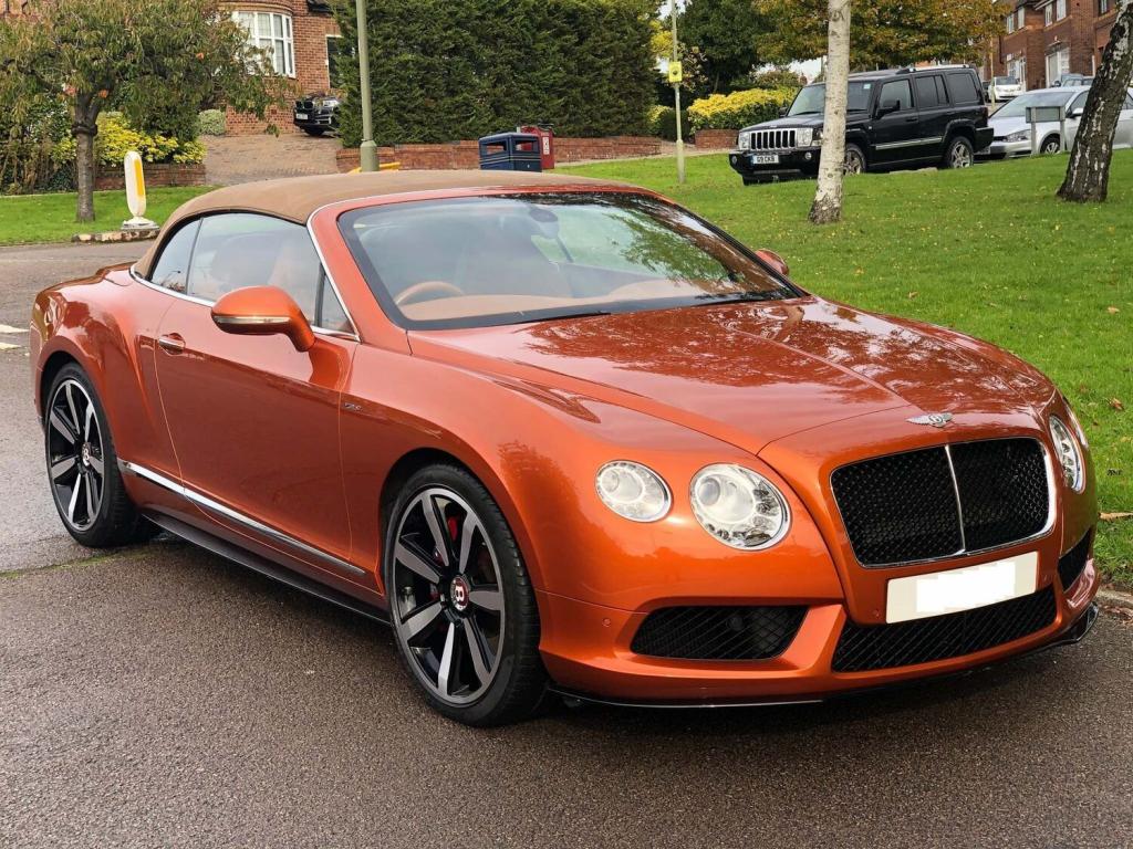 View BENTLEY CONTINENTAL 4.0 GTC V8 S Auto 4WD 2dr EU5