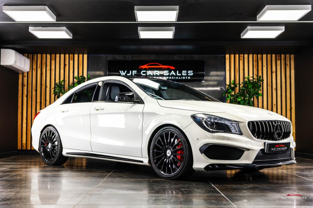 MERCEDES-BENZ CLA