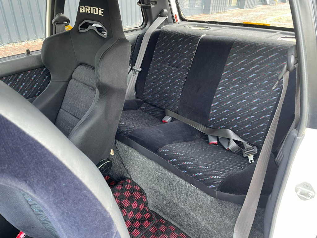 TOYOTA STARLET