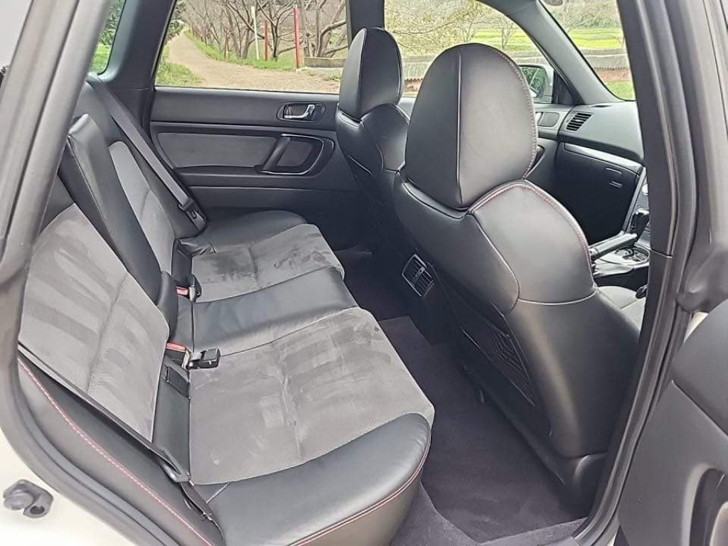 SUBARU LEGACY