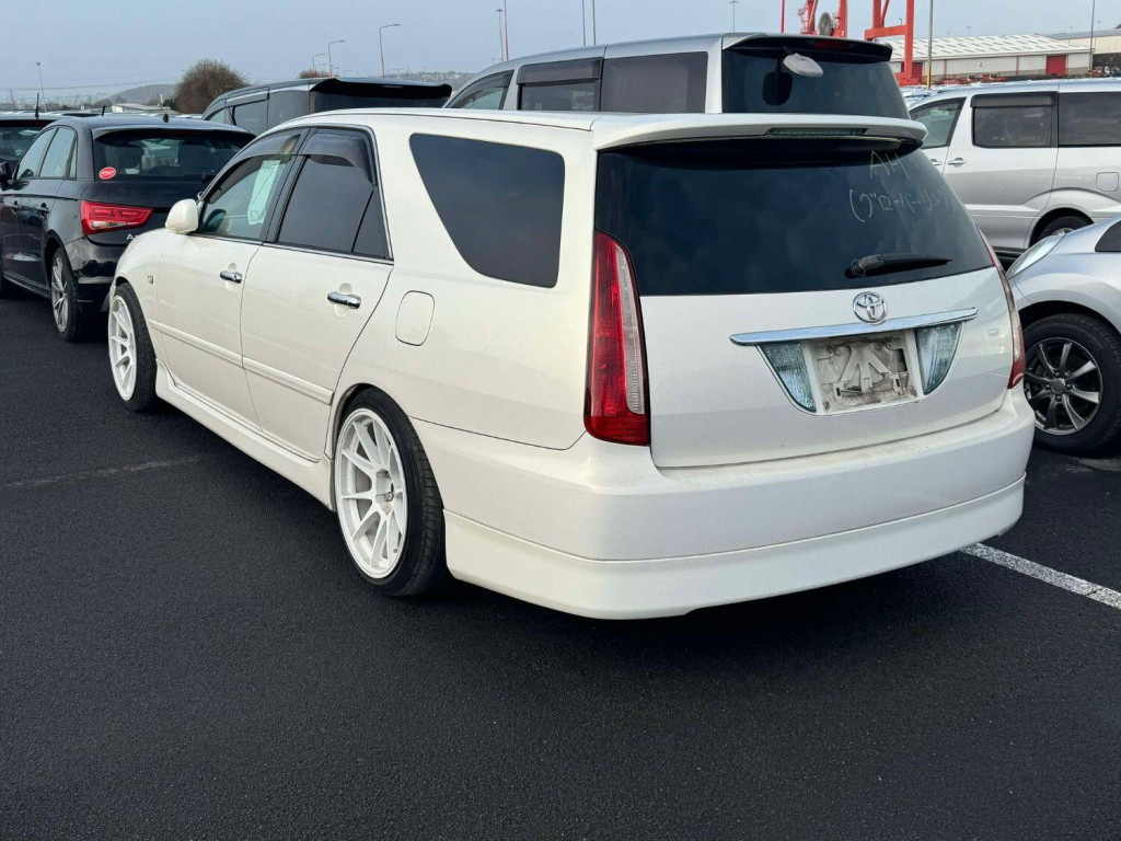 TOYOTA MARK II