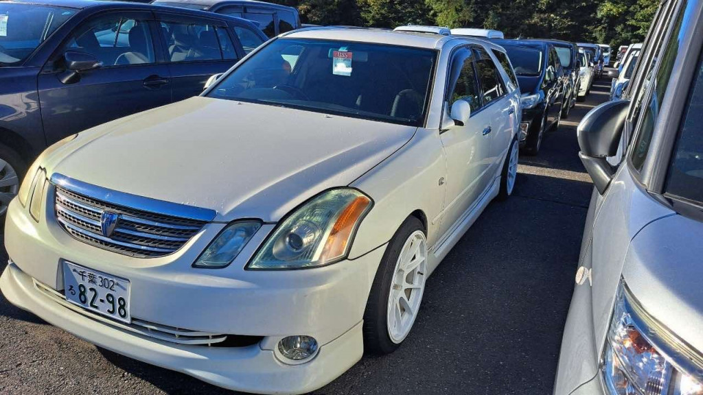 TOYOTA MARK II
