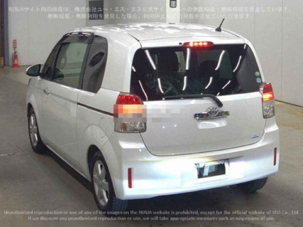 TOYOTA SPADE