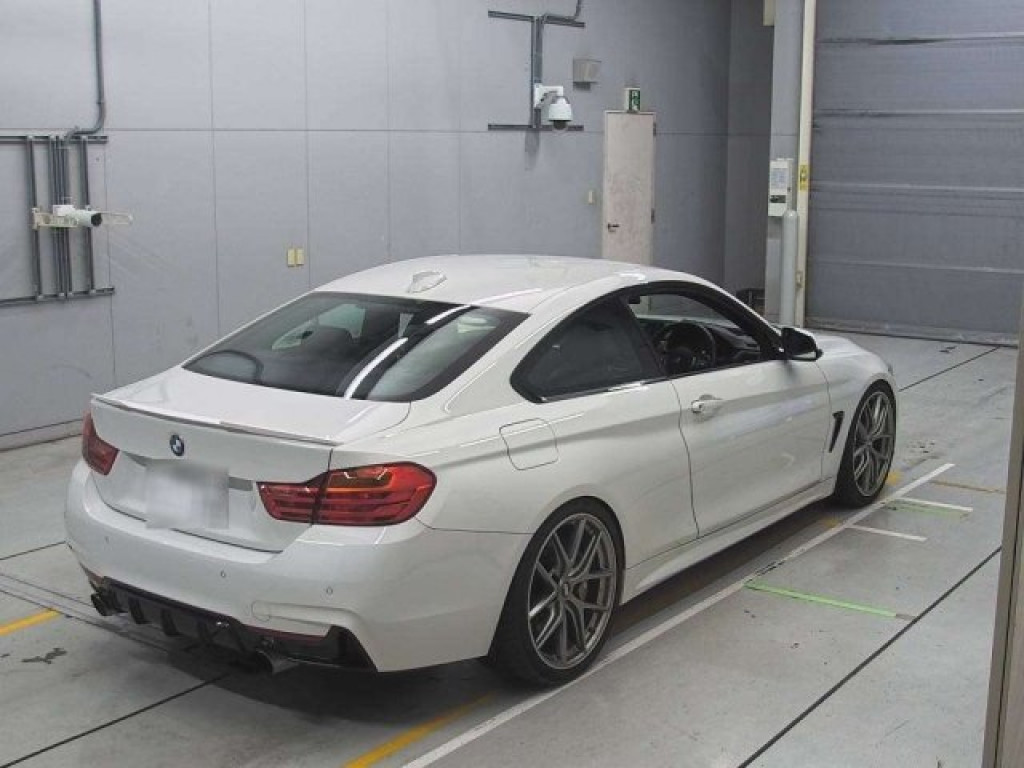 BMW 4 SERIES