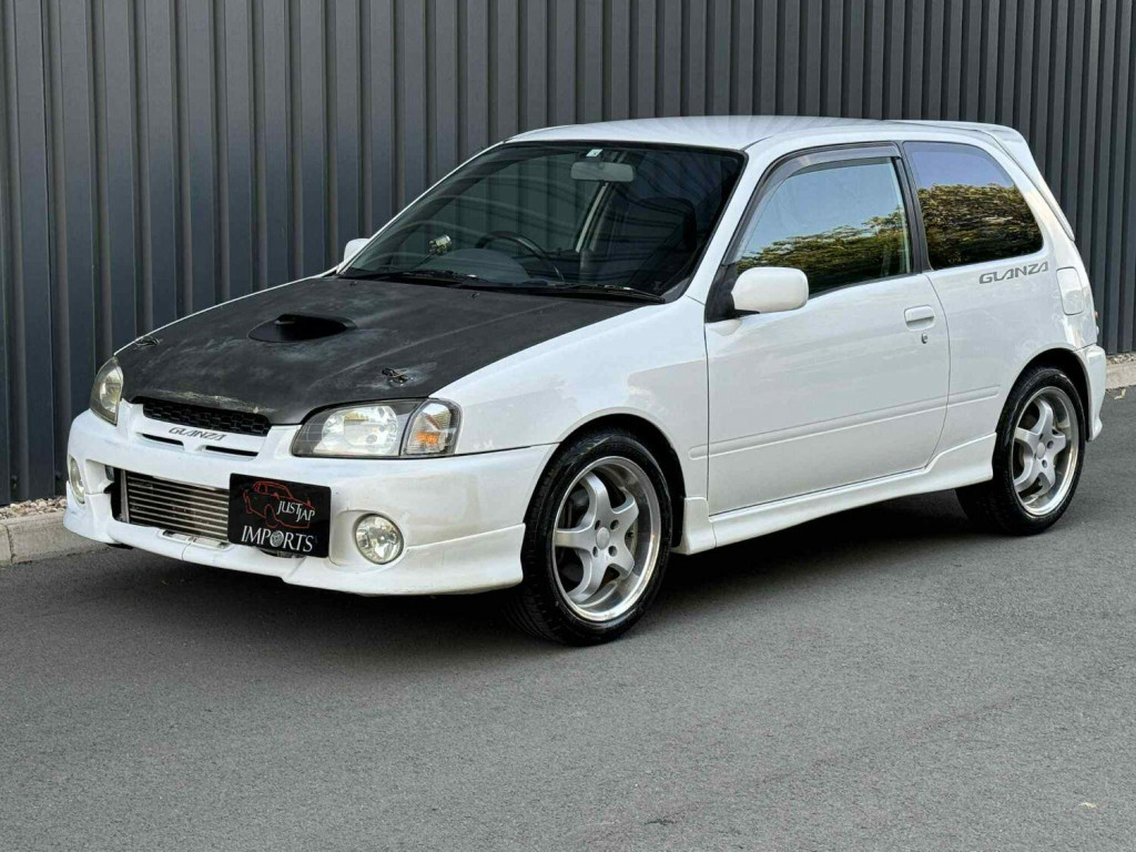 TOYOTA STARLET