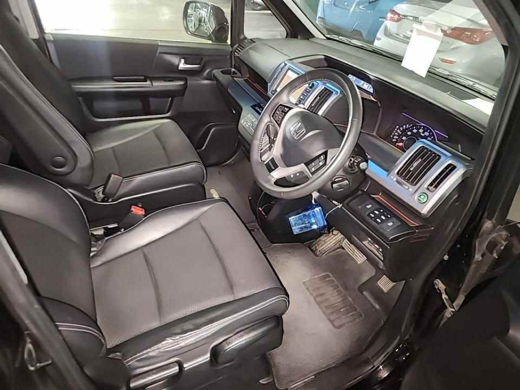 HONDA STEPWAGON