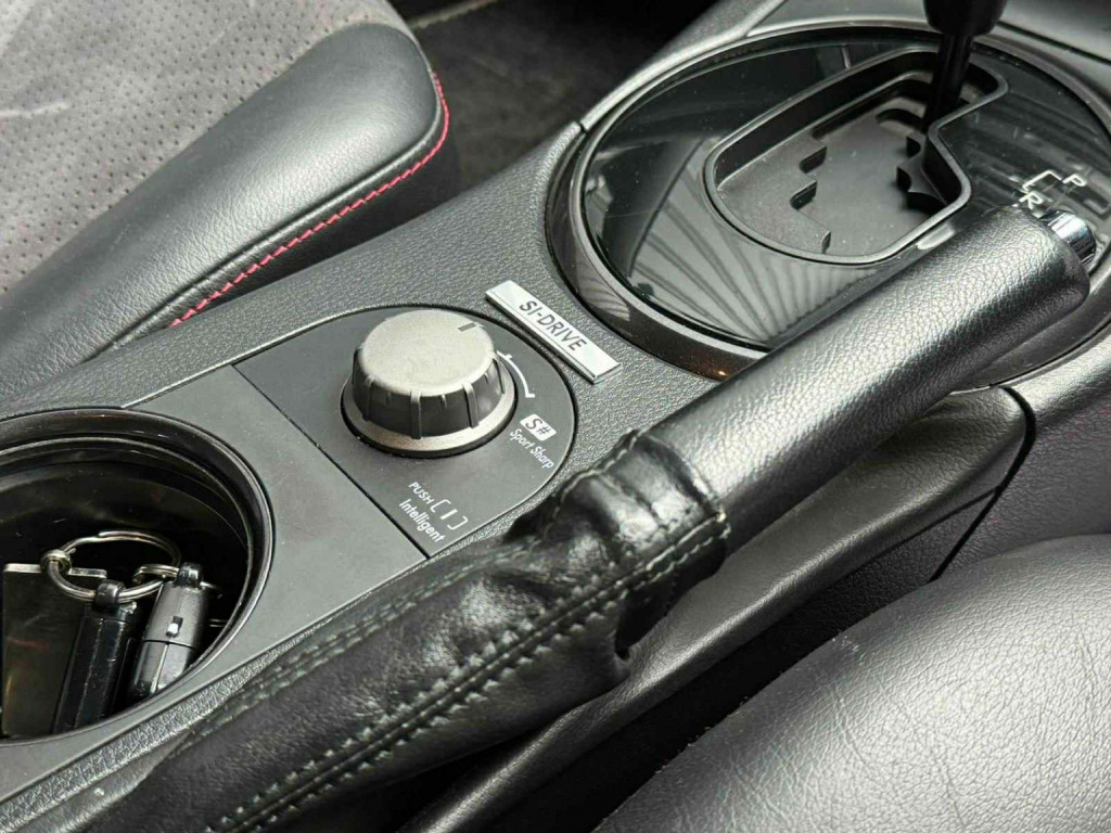 SUBARU LEGACY