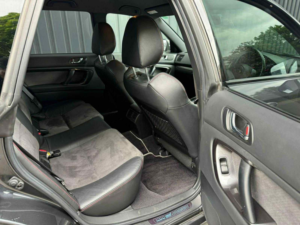 SUBARU LEGACY