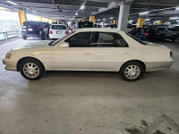 TOYOTA CRESTA