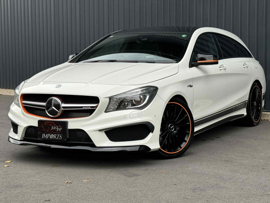 MERCEDES-BENZ CLA