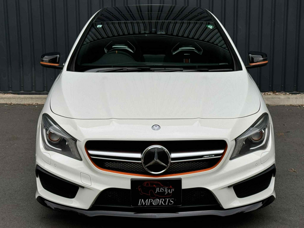 MERCEDES-BENZ CLA
