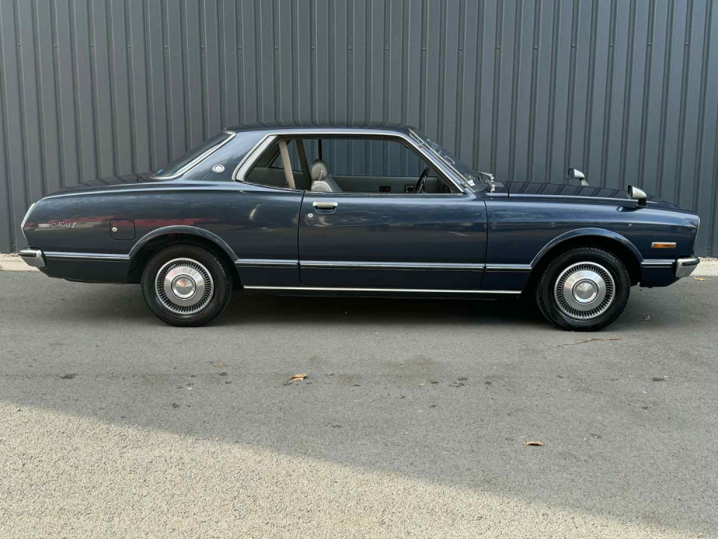 TOYOTA MARK II