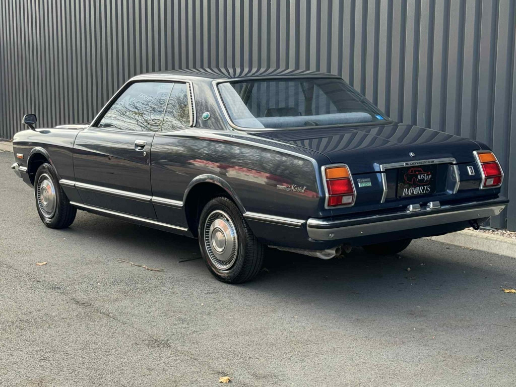 TOYOTA MARK II