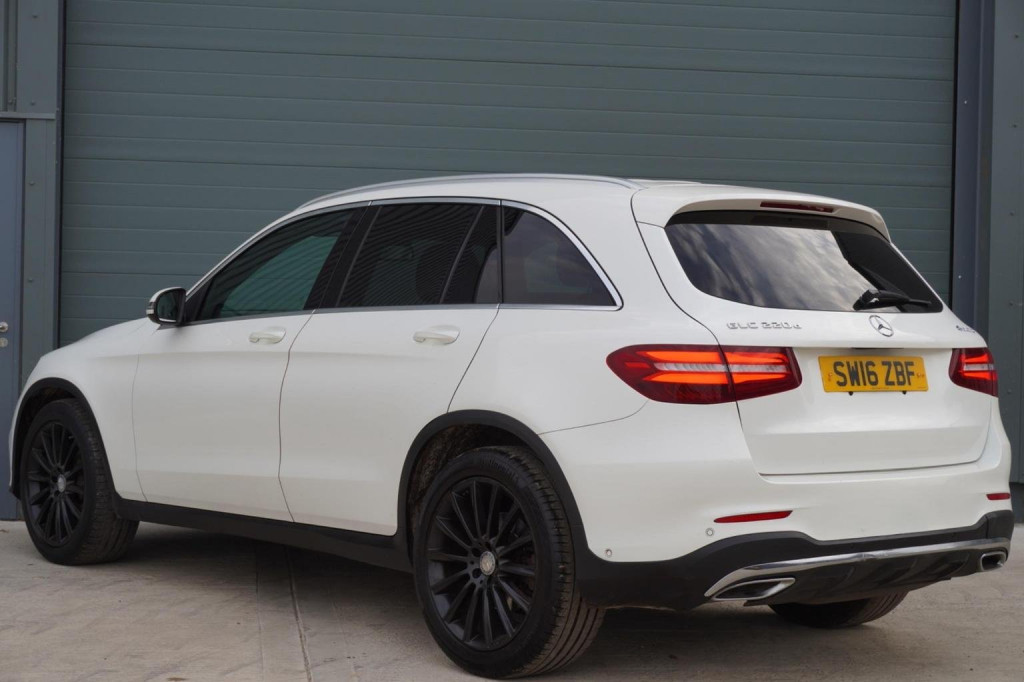 MERCEDES-BENZ GLC