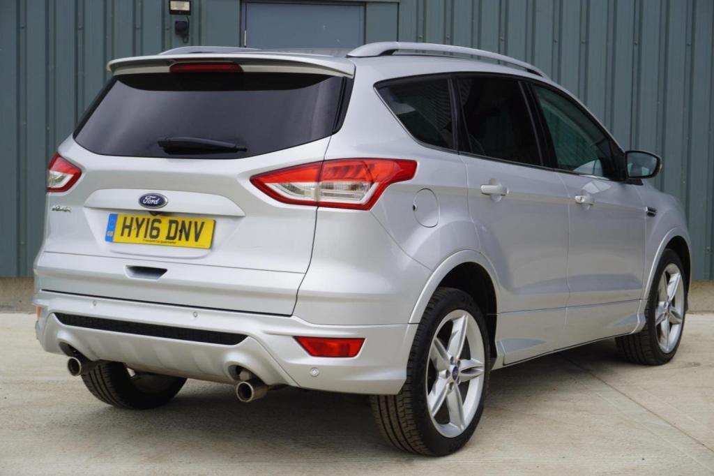 FORD KUGA