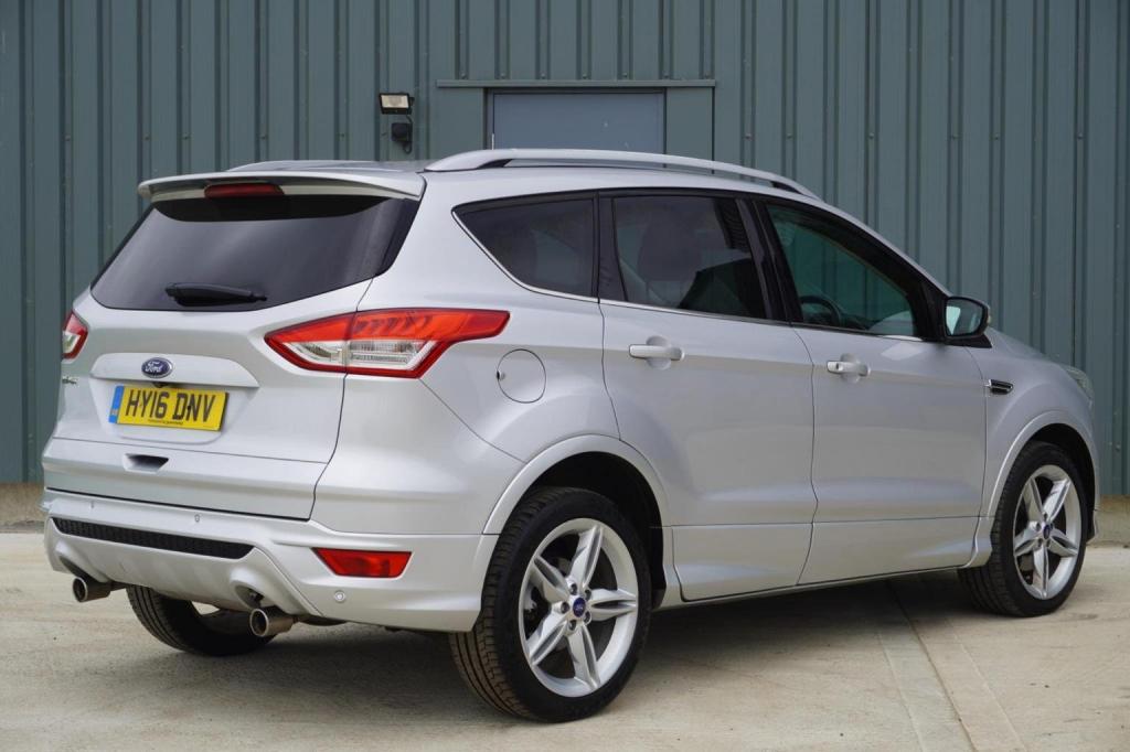 FORD KUGA