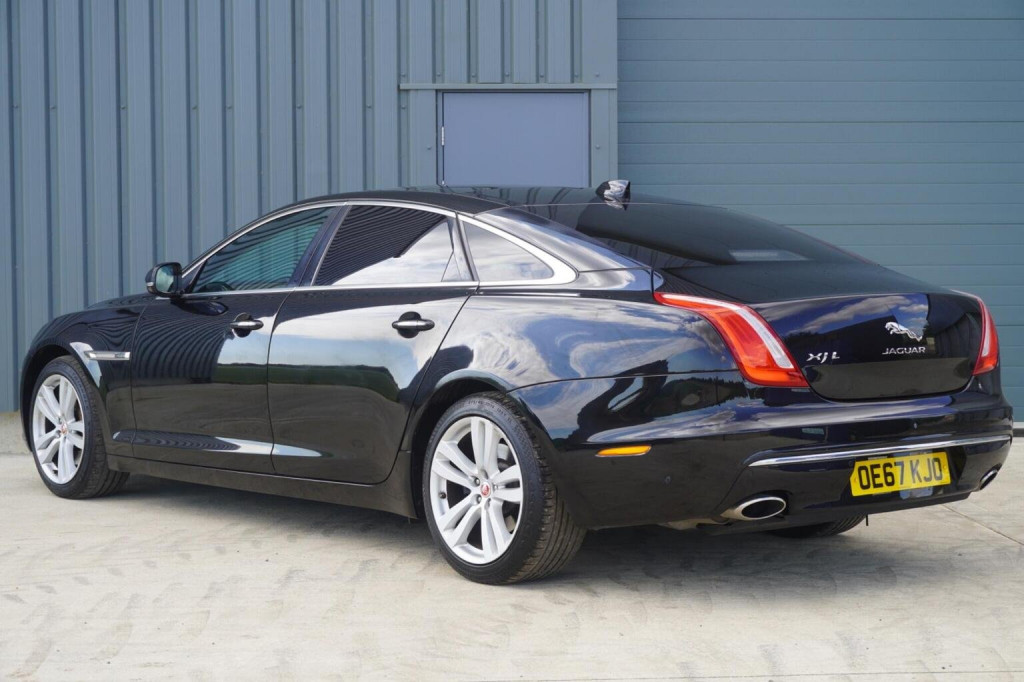 JAGUAR XJ