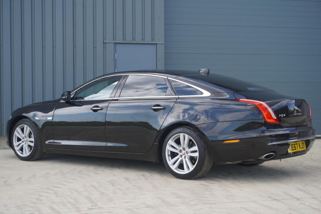 JAGUAR XJ
