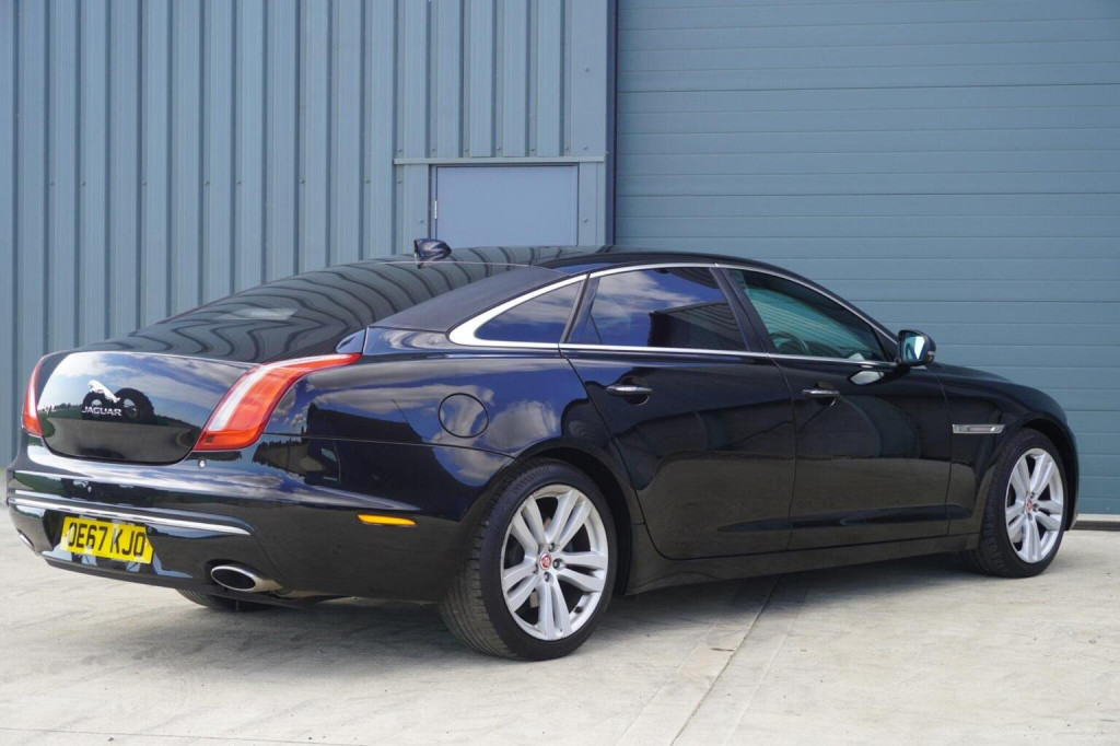 JAGUAR XJ