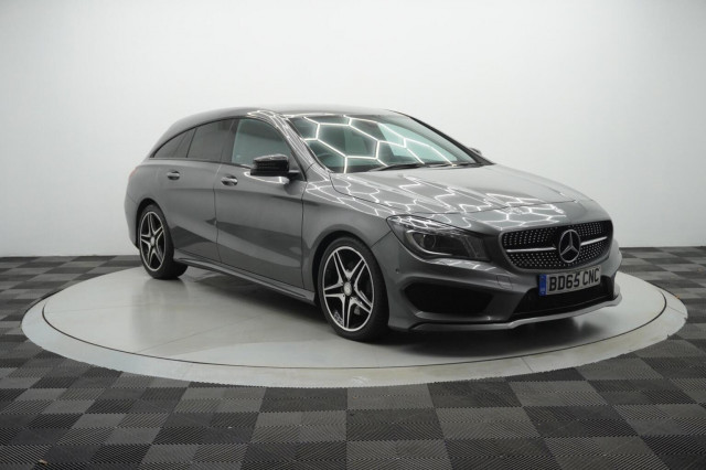 MERCEDES-BENZ CLA