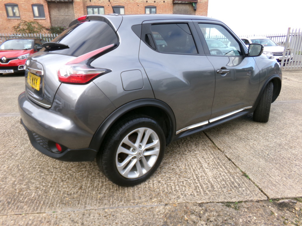 NISSAN JUKE