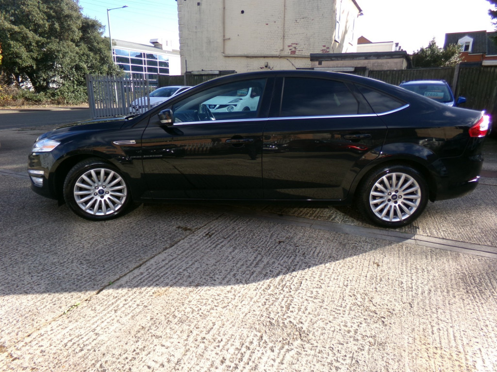 FORD MONDEO