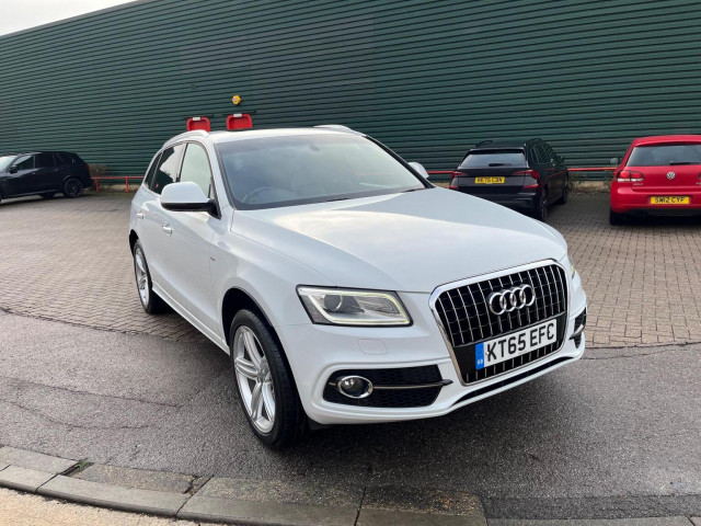 AUDI Q5