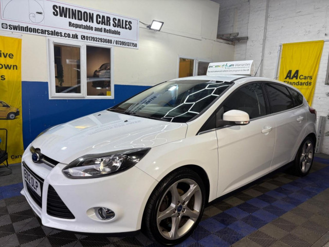 FORD FOCUS 1.0T EcoBoost Zetec Euro 5 (s/s) 5dr