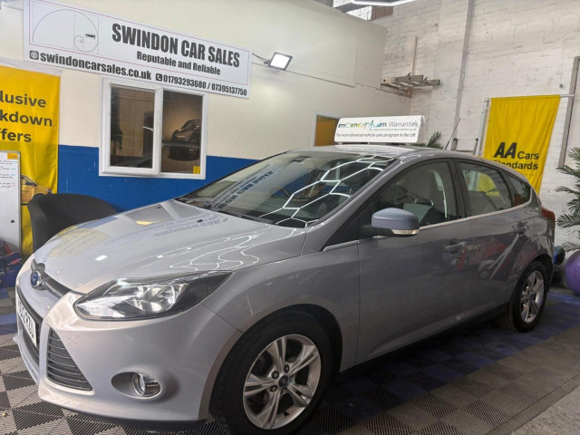 FORD FOCUS 1.6 Zetec Euro 5 5dr