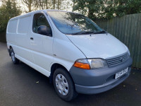 TOYOTA HIACE