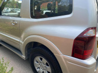 MITSUBISHI SHOGUN