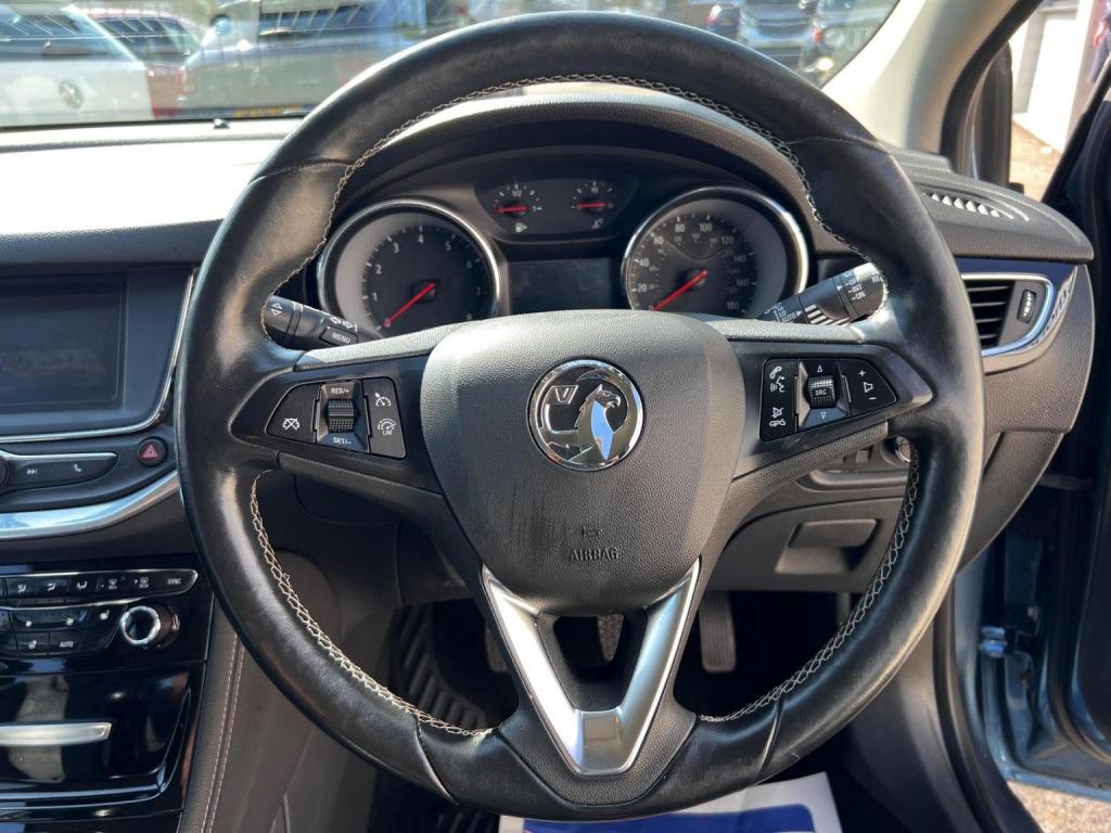 VAUXHALL ASTRA